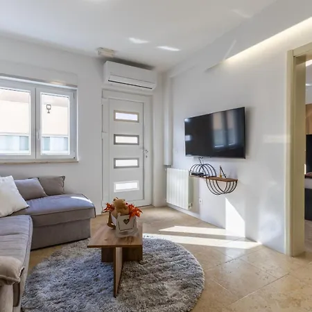 Two-bedroom Viktoria Apartment