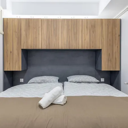 Apartment Two-bedroom Viktoria Porec